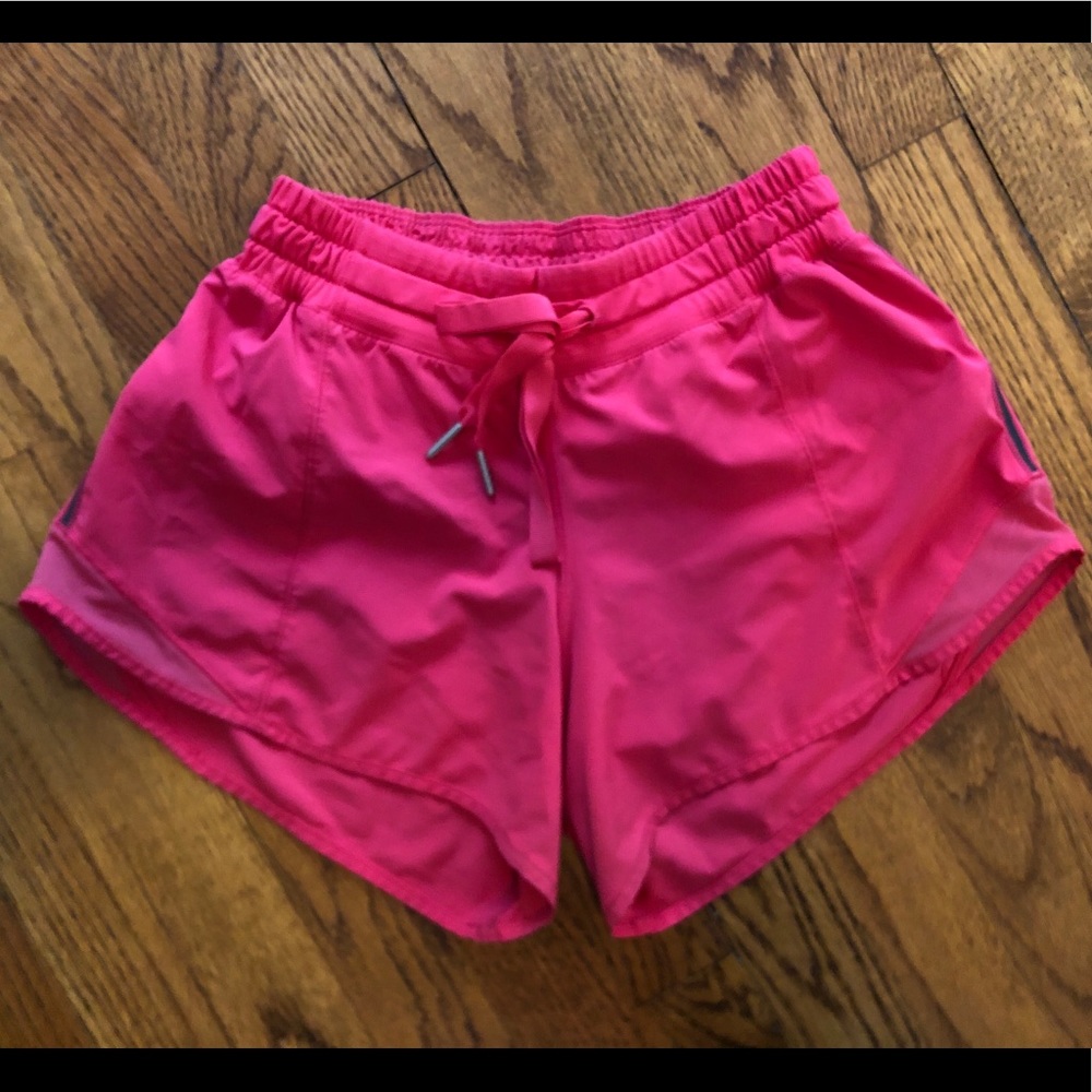 Lululemon Hotty hot short long 4”